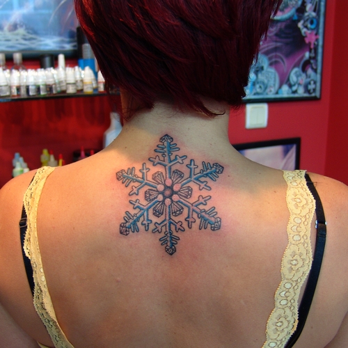 kar,tanesi,dovmesi,snowflake,tattoos